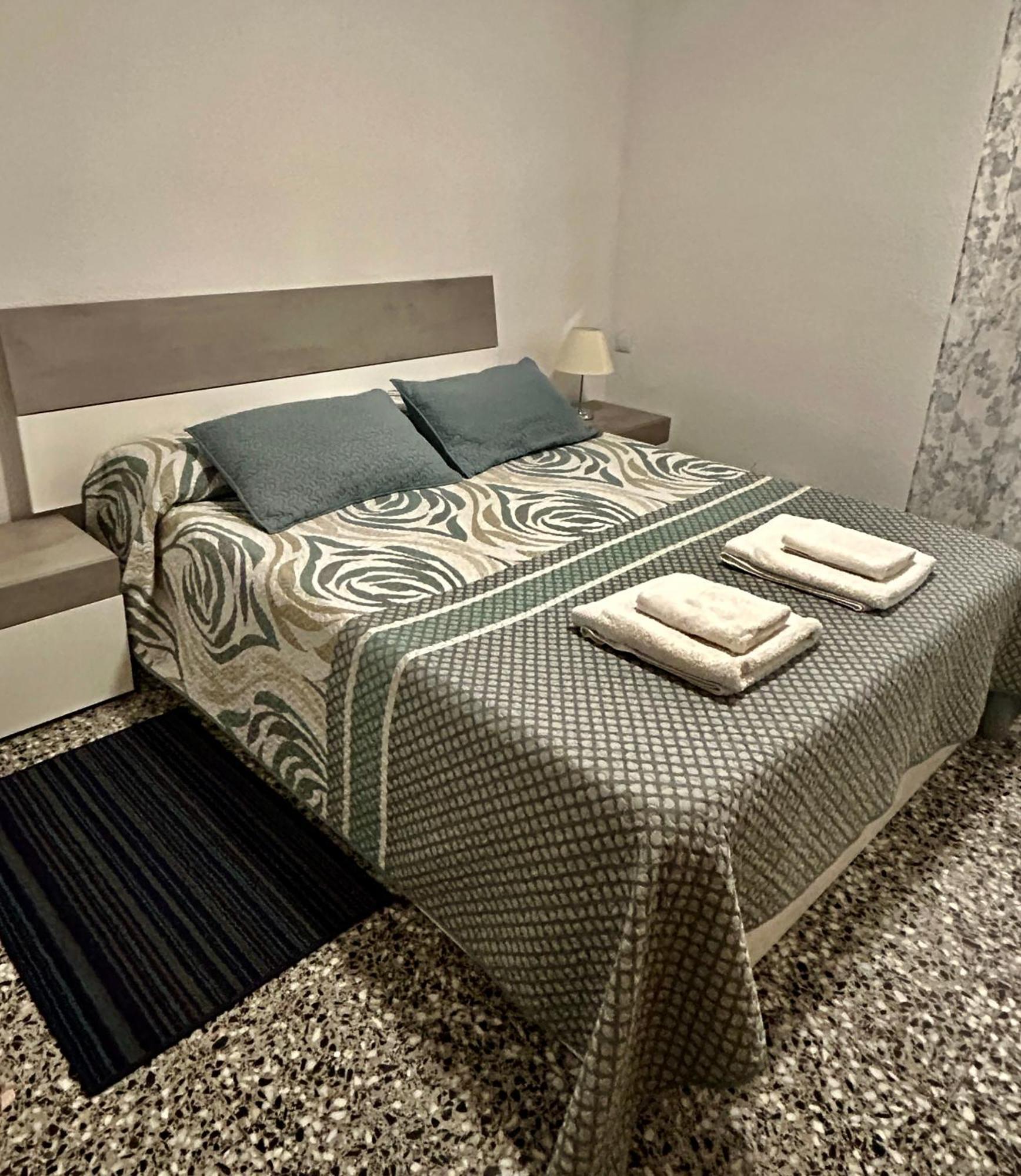 Alicante Central Market Living Ngoại thất bức ảnh